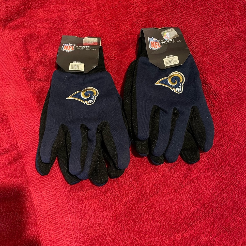Forever Collectibles NFL Los Angeles Rams Sports Utility Gloves